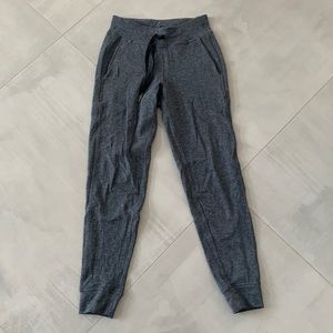 Lululemon Ready to Rulu Jogger